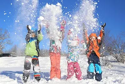 Kashmir Family Tour Package