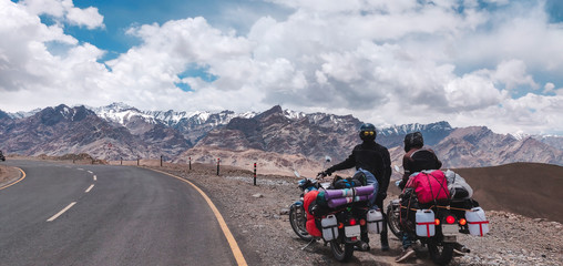 Manali to Leh vs Srinagar to Leh: Which Ladakh Route is Better?