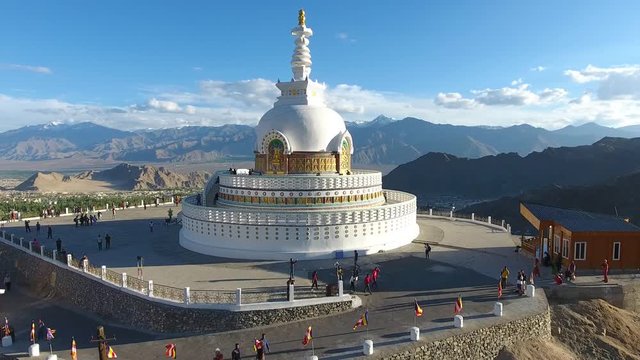 Best Time to Visit Leh Ladakh: Month-Wise Travel Guide