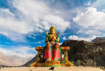 Leh Ladakh Tour Packages from Maharashtra - C Himalaya