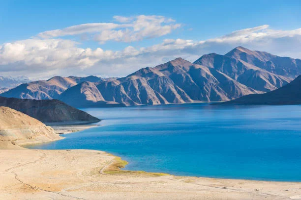 Leh Ladakh Tour Packages from Bhopal – 11 Days Kashmir with Leh Tour | C Himalaya