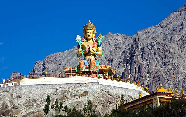 Leh Ladakh Tour Packages from Jaipur | 8 Days Ladakh Trip