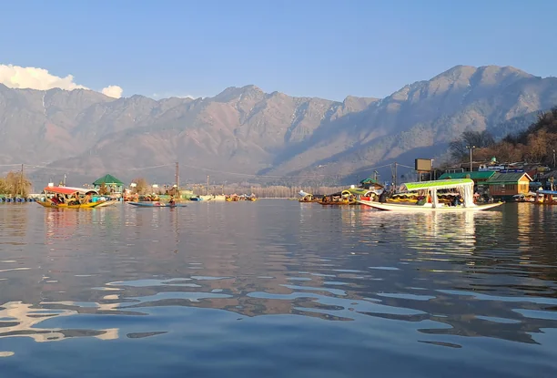 Kashmir Budget Tour - 3 Days