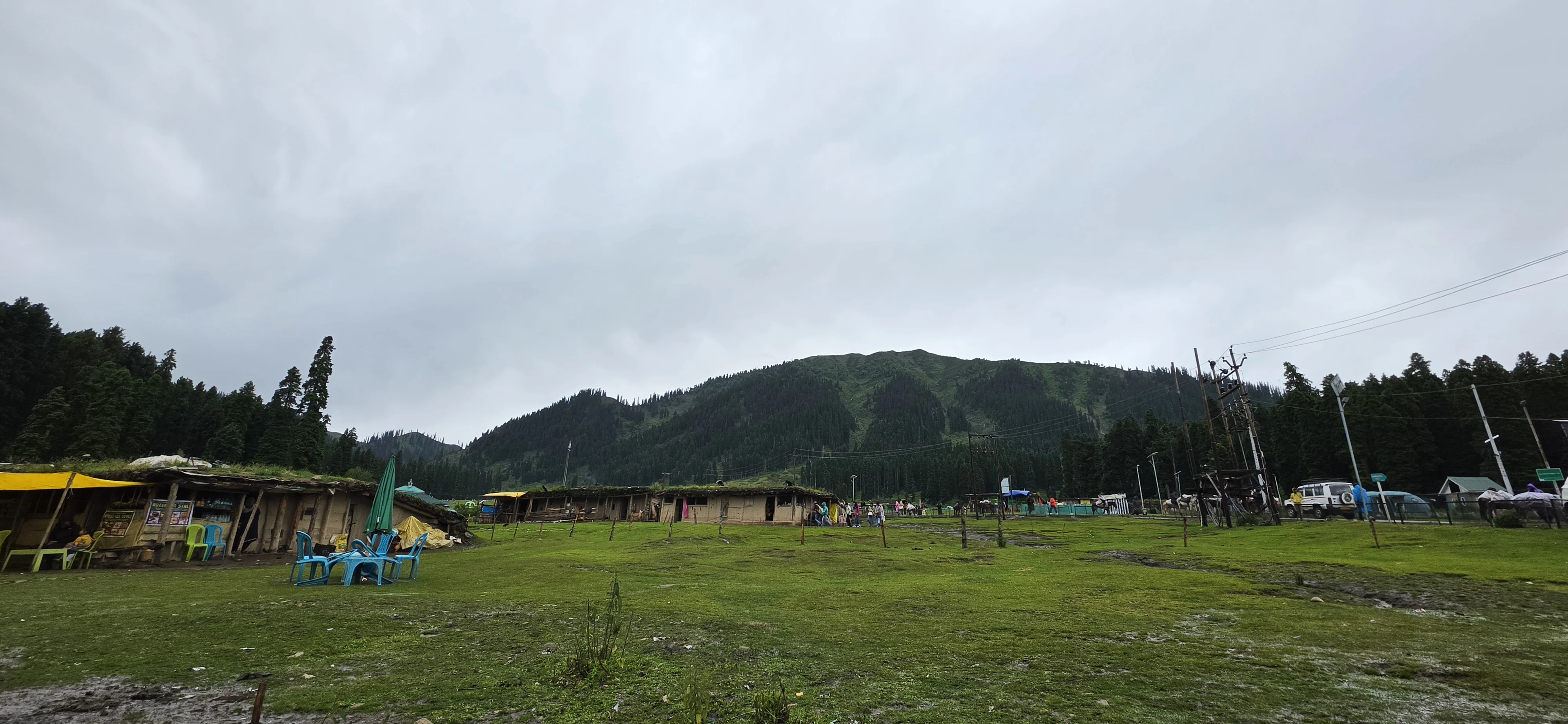 Kashmir Leisure Tour Package - C Himalaya