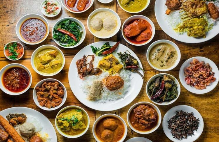 Top 10 Foods of Kashmir You Must Try During Trip